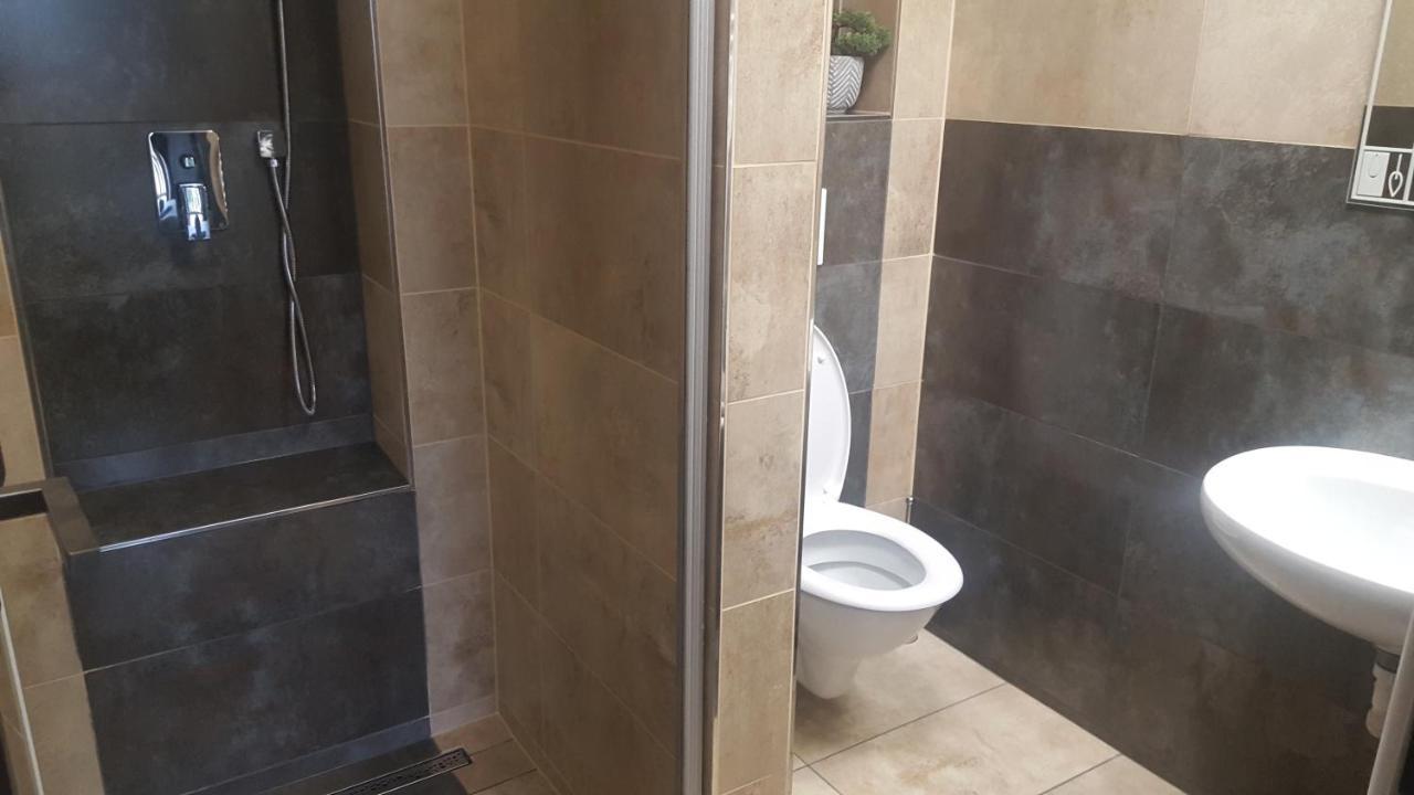Hotel Camelot Тиса Экстерьер фото